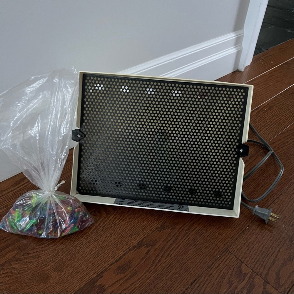 Lite Brite Hasbro Box And Light Bright Pegs Vintage Toy‎ - Light Not Working​​
